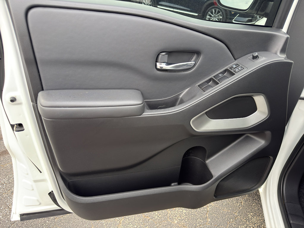 Certified 2022 Nissan Frontier SV image 13