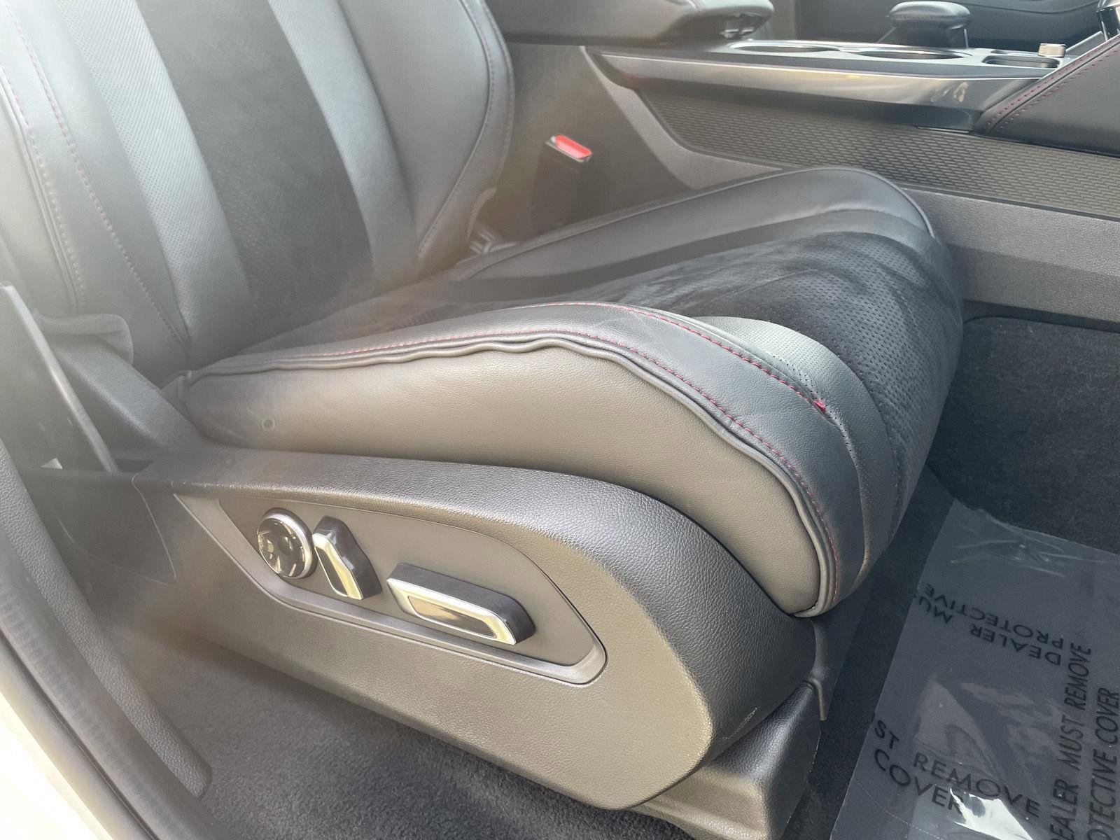 Used 2022 Acura MDX A-Spec image 9