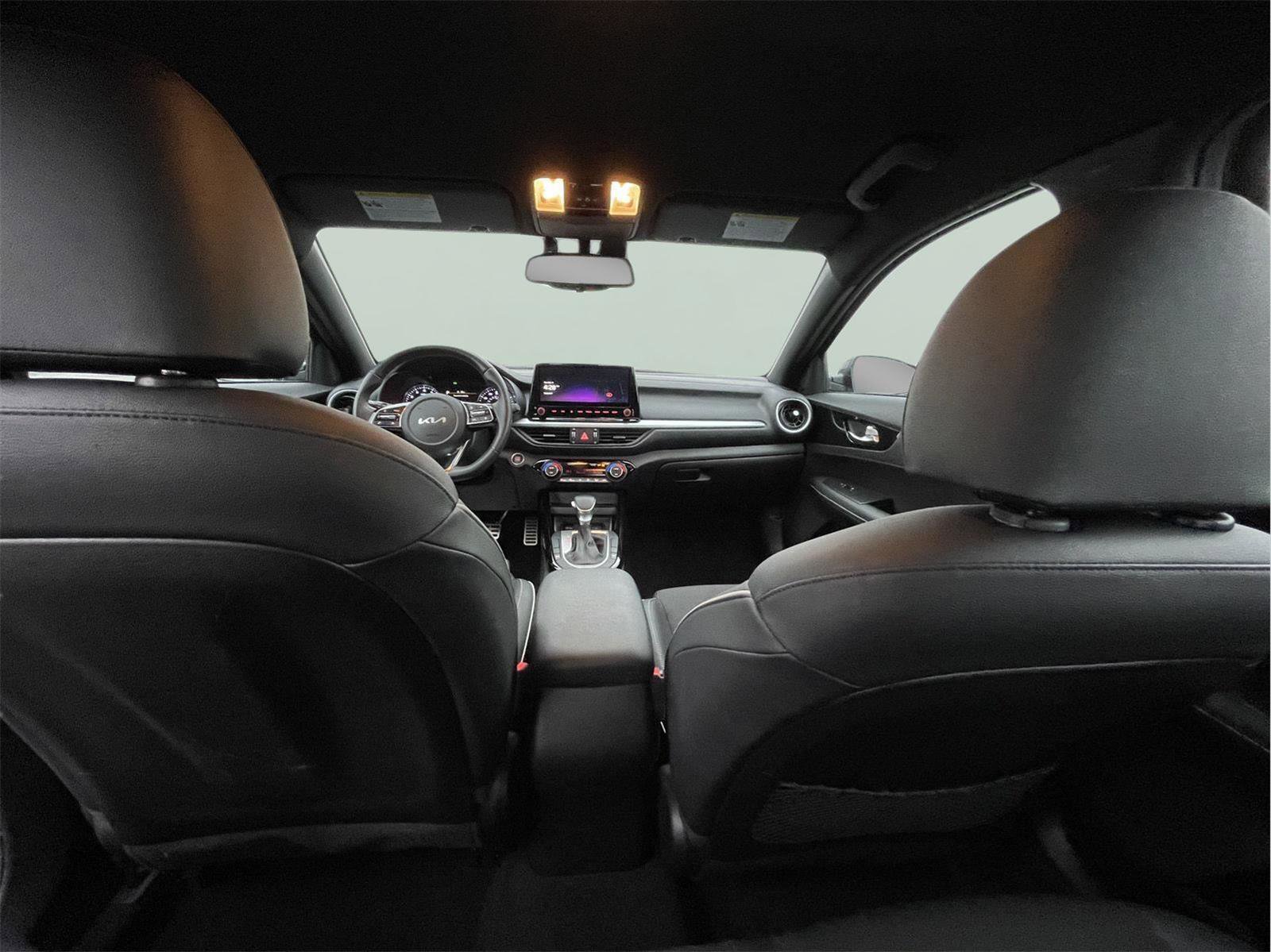 Used 2023 Kia Forte GT-Line w/ GT-Line Technology Package image 16