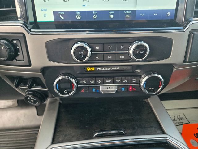 Certified 2022 Ford F450 Lariat w/ Lariat Ultimate Package AWD/4WD image 16