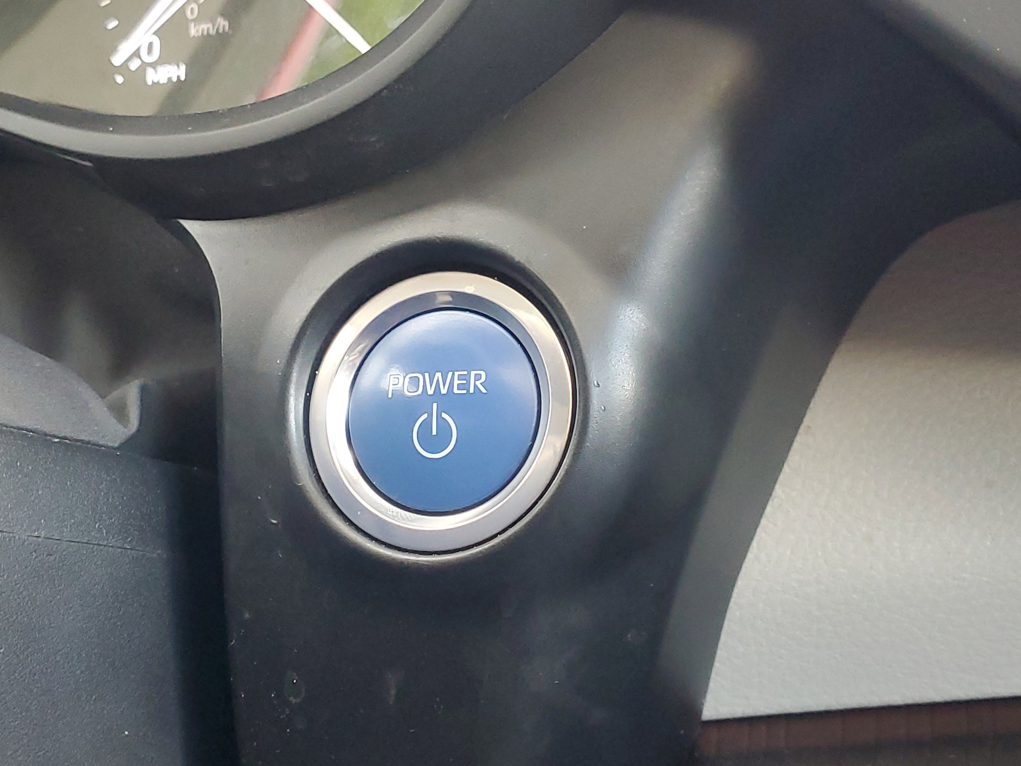 Used 2023 Toyota Sienna XLE image 33