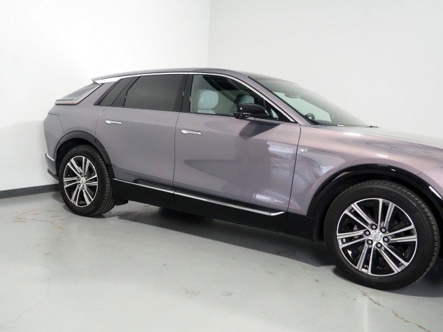 Used 2024 Cadillac Lyriq AWD Luxury image 53