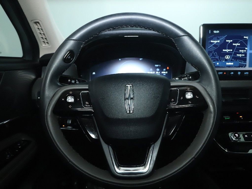Certified 2023 Lincoln Corsair AWD image 21