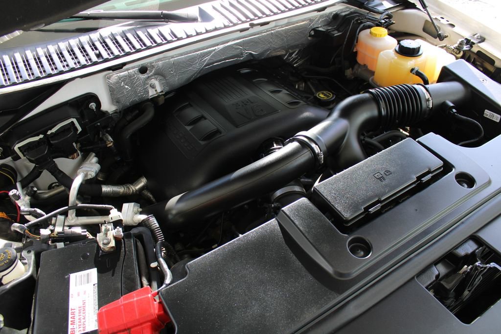 Used 2017 Ford Expedition EL Platinum image 13