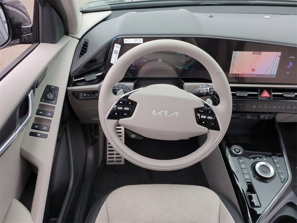 Used 2024 Kia Niro Wave image 21