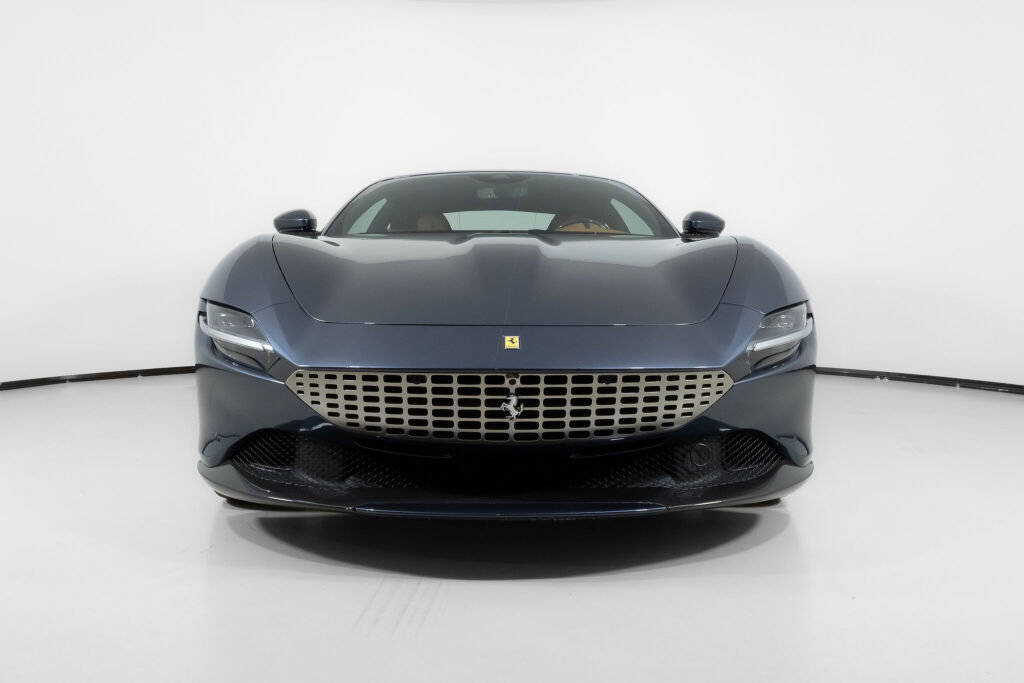 Used 2021 Ferrari Roma image 13