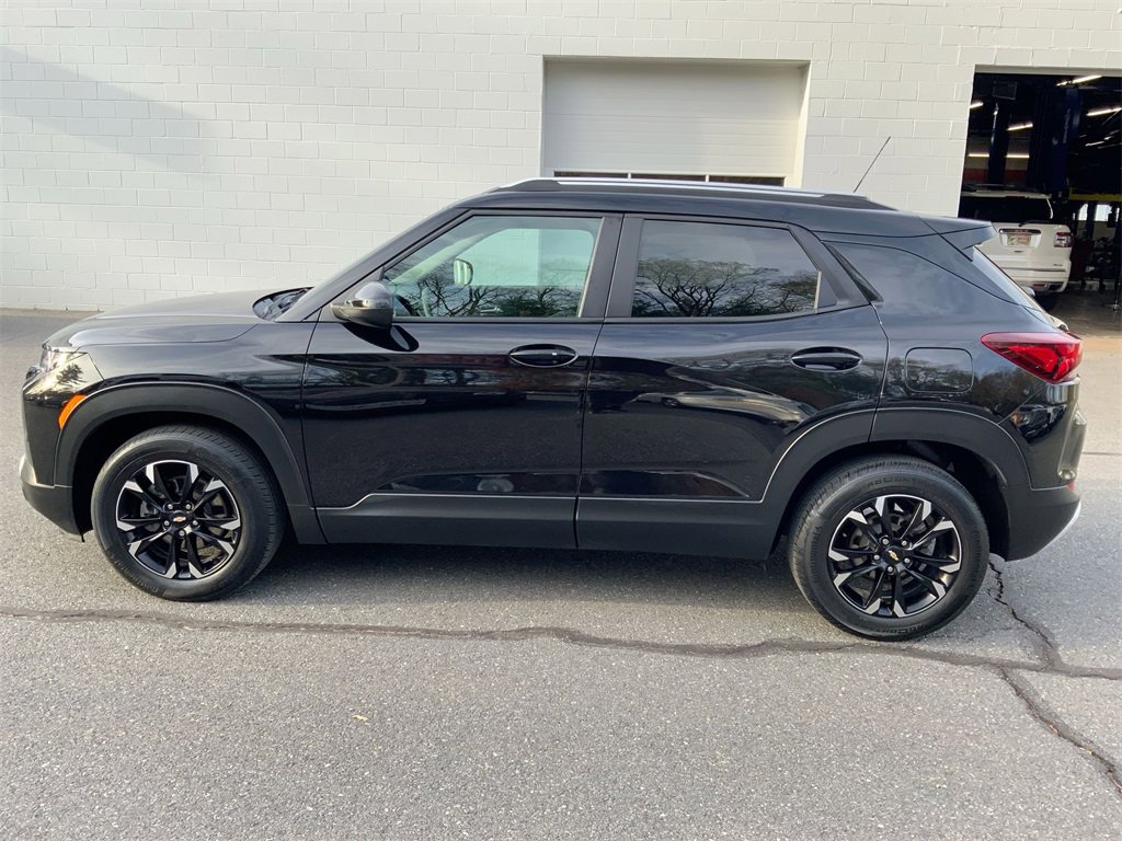 Used 2021 Chevrolet TrailBlazer LT w/ Convenience Package image 36
