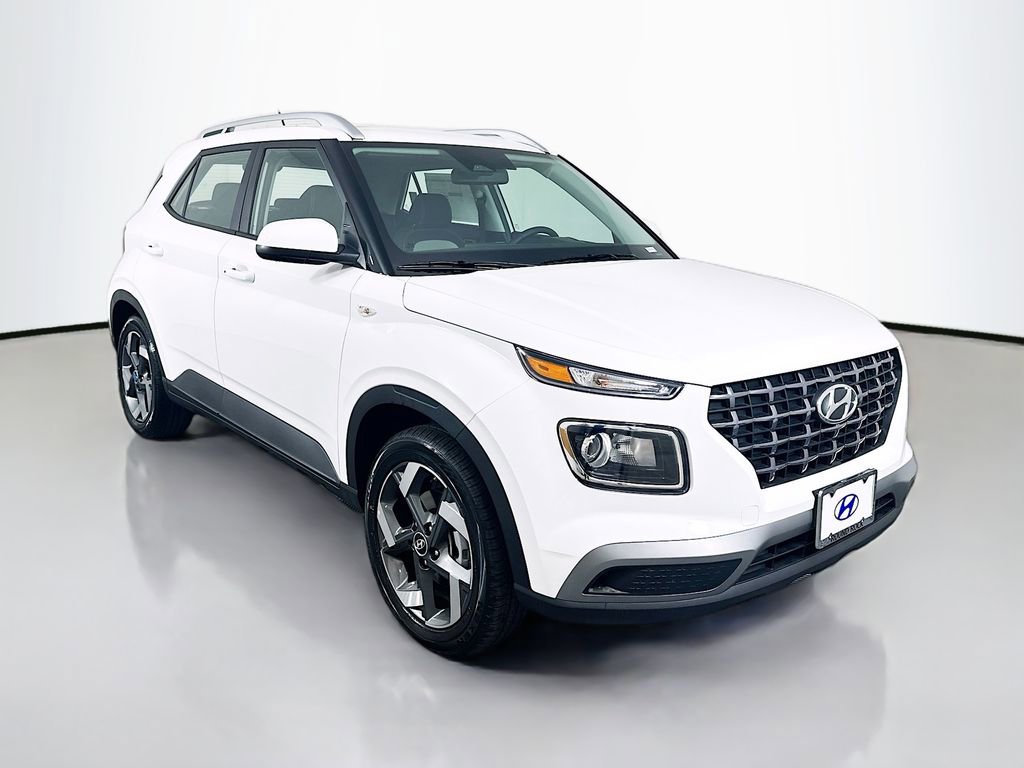 New 2026 Hyundai Venue SEL image 3
