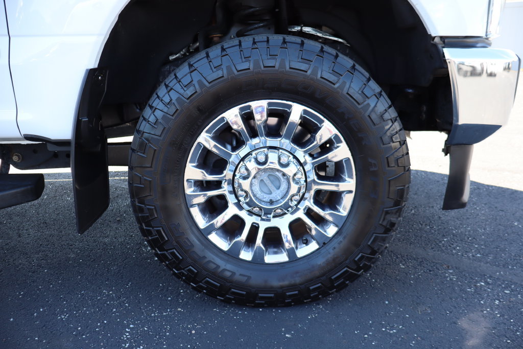 Used 2020 Ford F350 Lariat w/ Lariat Ultimate Package AWD/4WD image 14