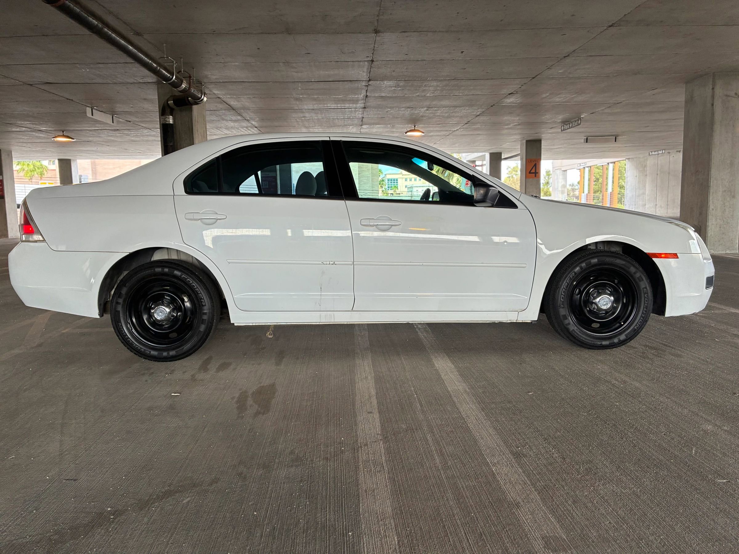 Used 2007 Ford Fusion S FWD image 9