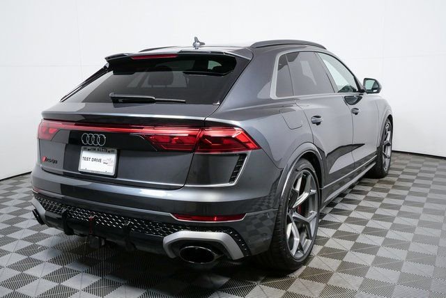New 2026 Audi RS Q8 performance image 3
