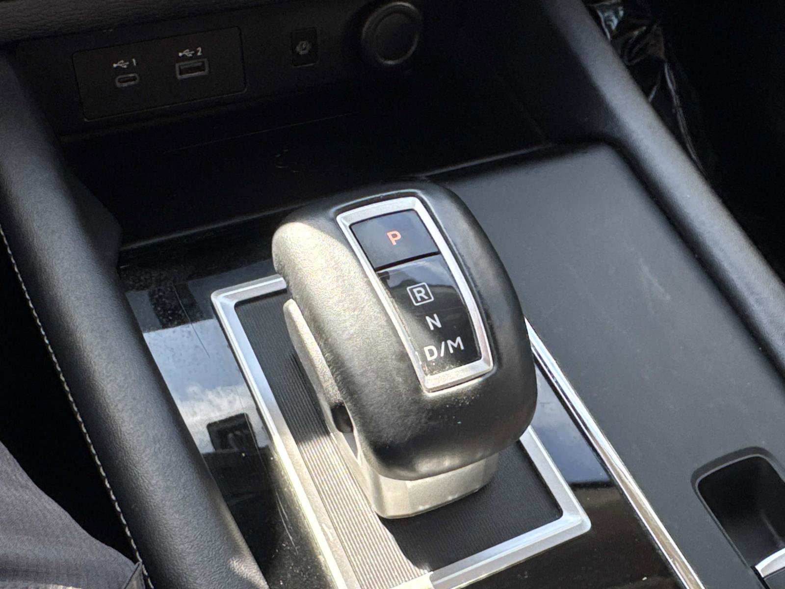 Used 2024 Mitsubishi Outlander AWD image 24