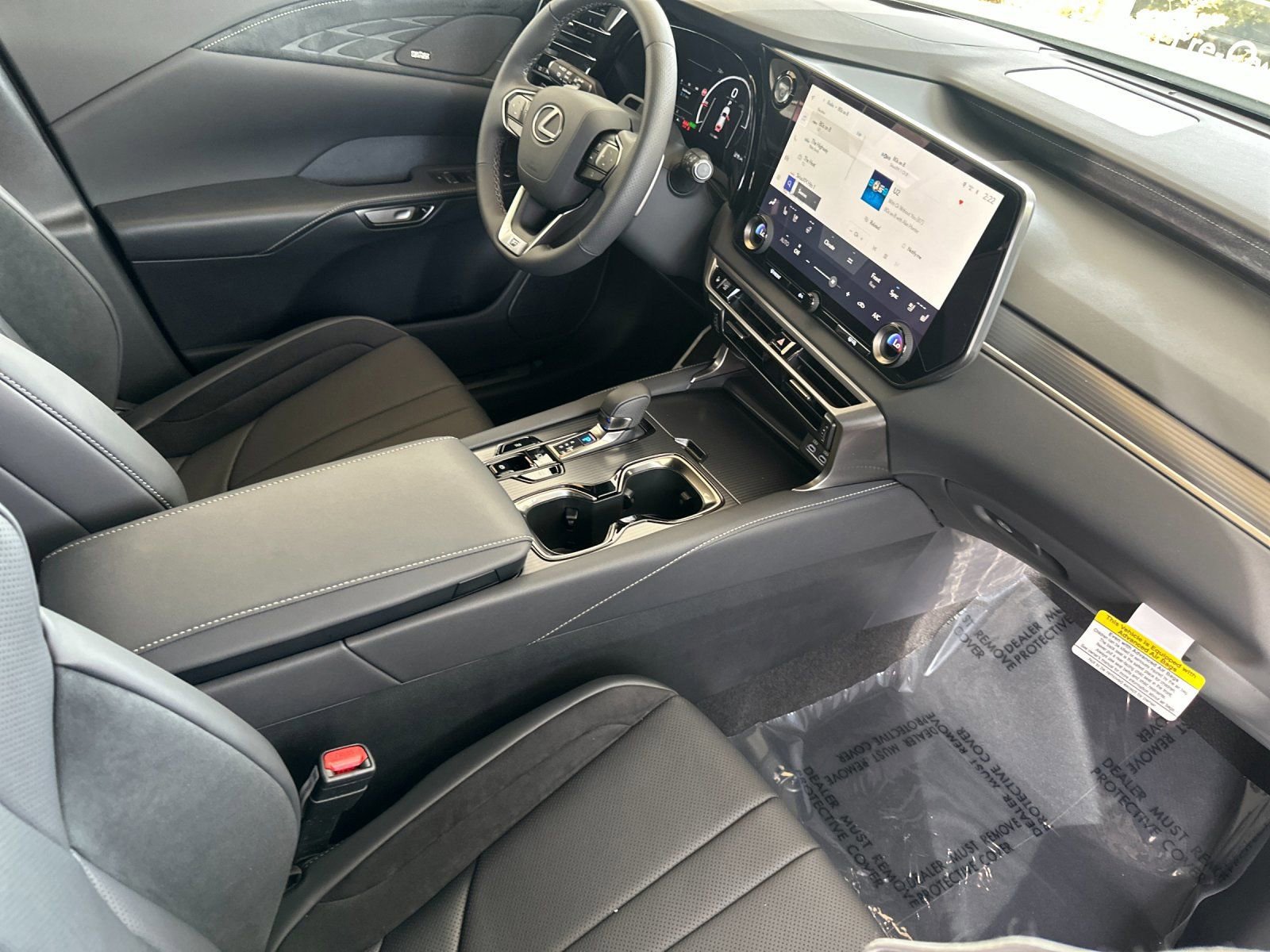 Used 2026 Lexus RX 500h F Sport AWD/4WD image 18