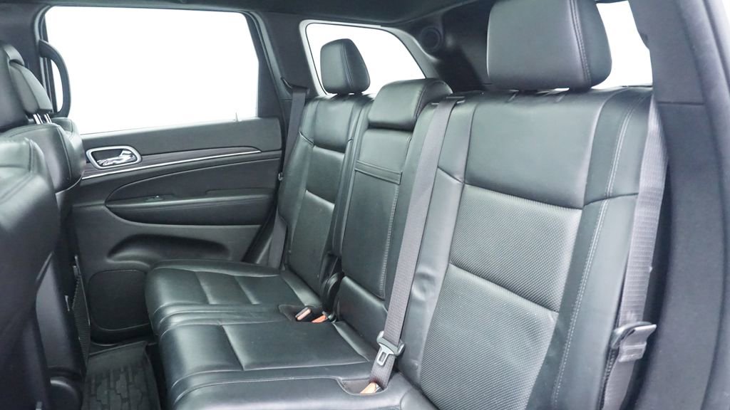 Certified 2019 Jeep Grand Cherokee Limited w/ Luxury Group II image 30