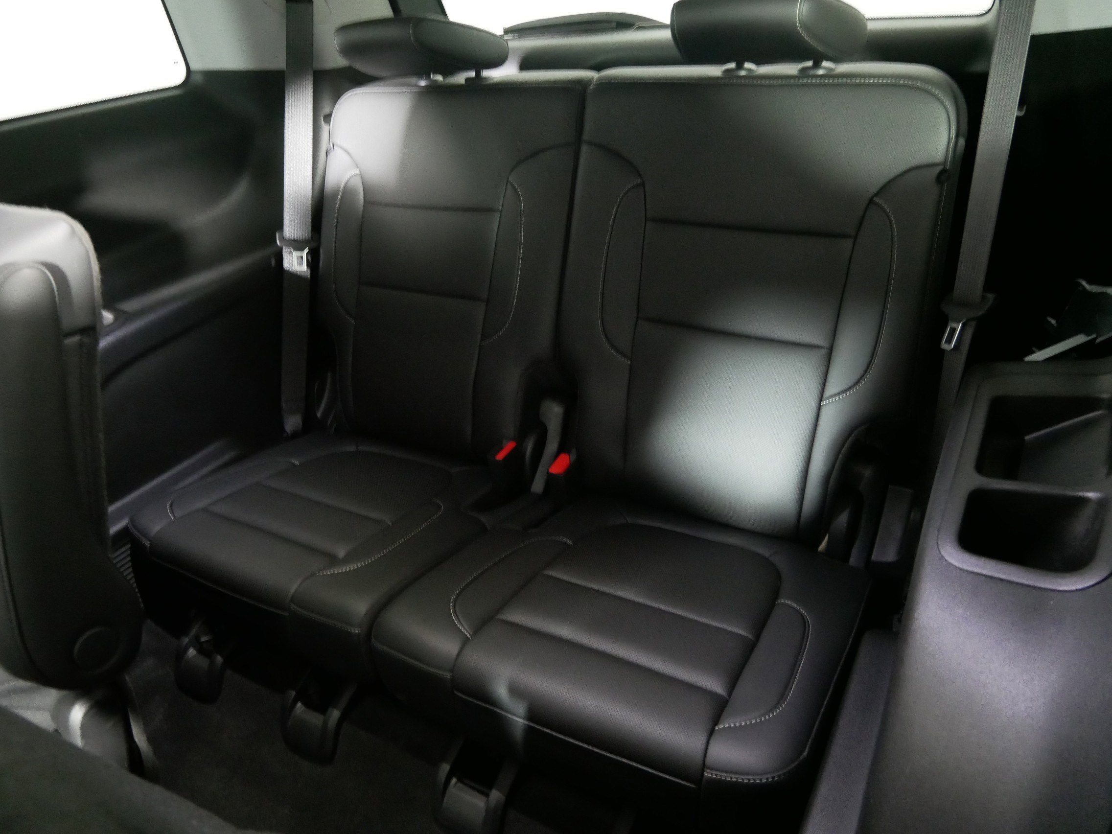 Used 2023 GMC Acadia SLT w/ Preferred Package image 33