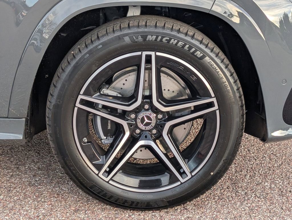 New 2026 Mercedes-Benz GLS 450 4MATIC image 10