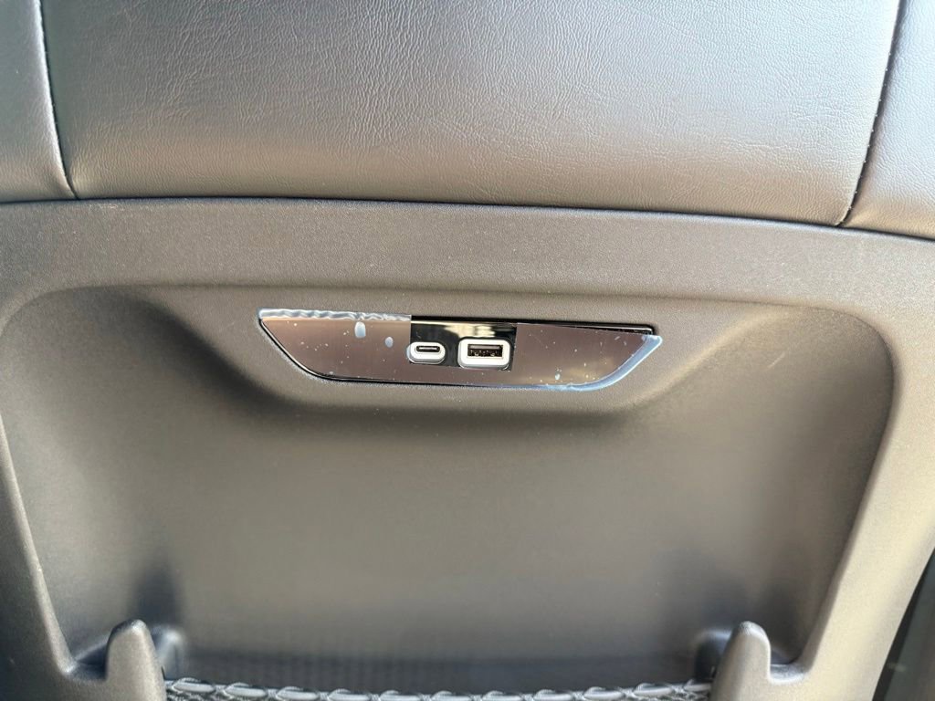 New 2027 Chrysler Pacifica Select FWD image 52