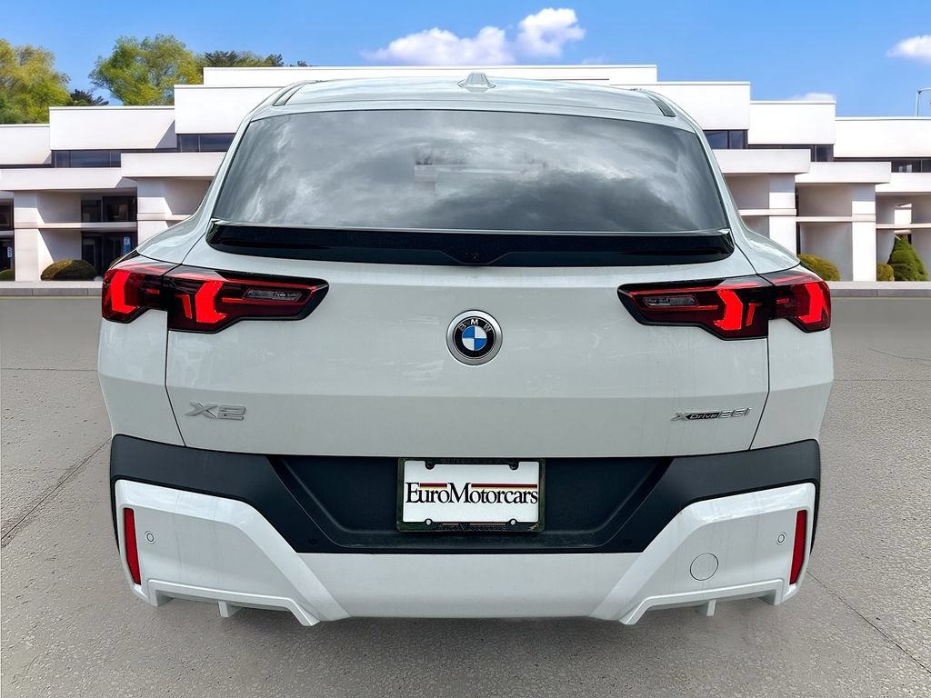 New 2026 BMW X2 xDrive28i w/ Technology Package AWD/4WD image 6
