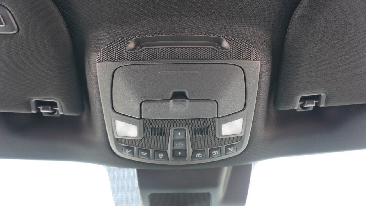 Used 2018 Ford Expedition Limited w/ Equipment Group 301A RWD image 31