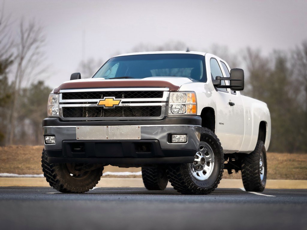 Used 2012 Chevrolet Silverado 3500 LT image 4