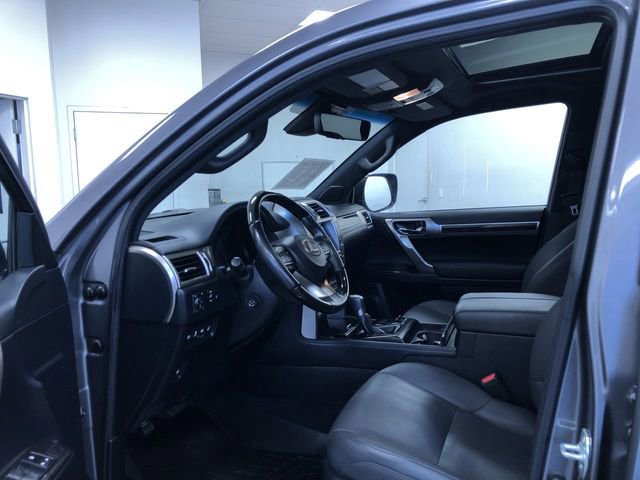 Used 2021 Lexus GX 460 Premium w/ Premium Package image 10