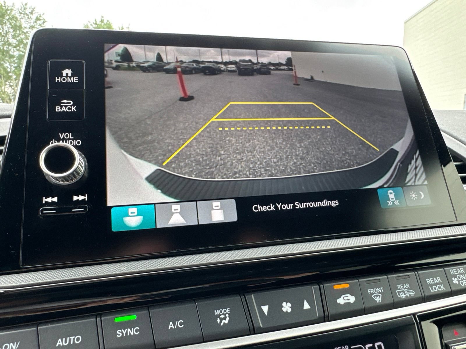 Used 2025 Honda Odyssey Sport-L image 23