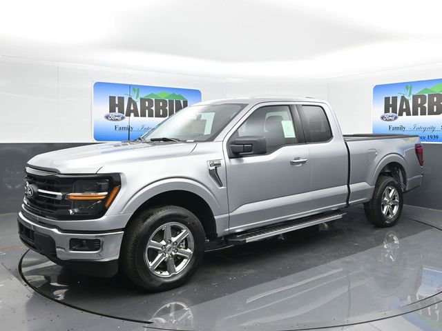 New 2025 Ford F150 XLT w/ Equipment Group 301A Standard