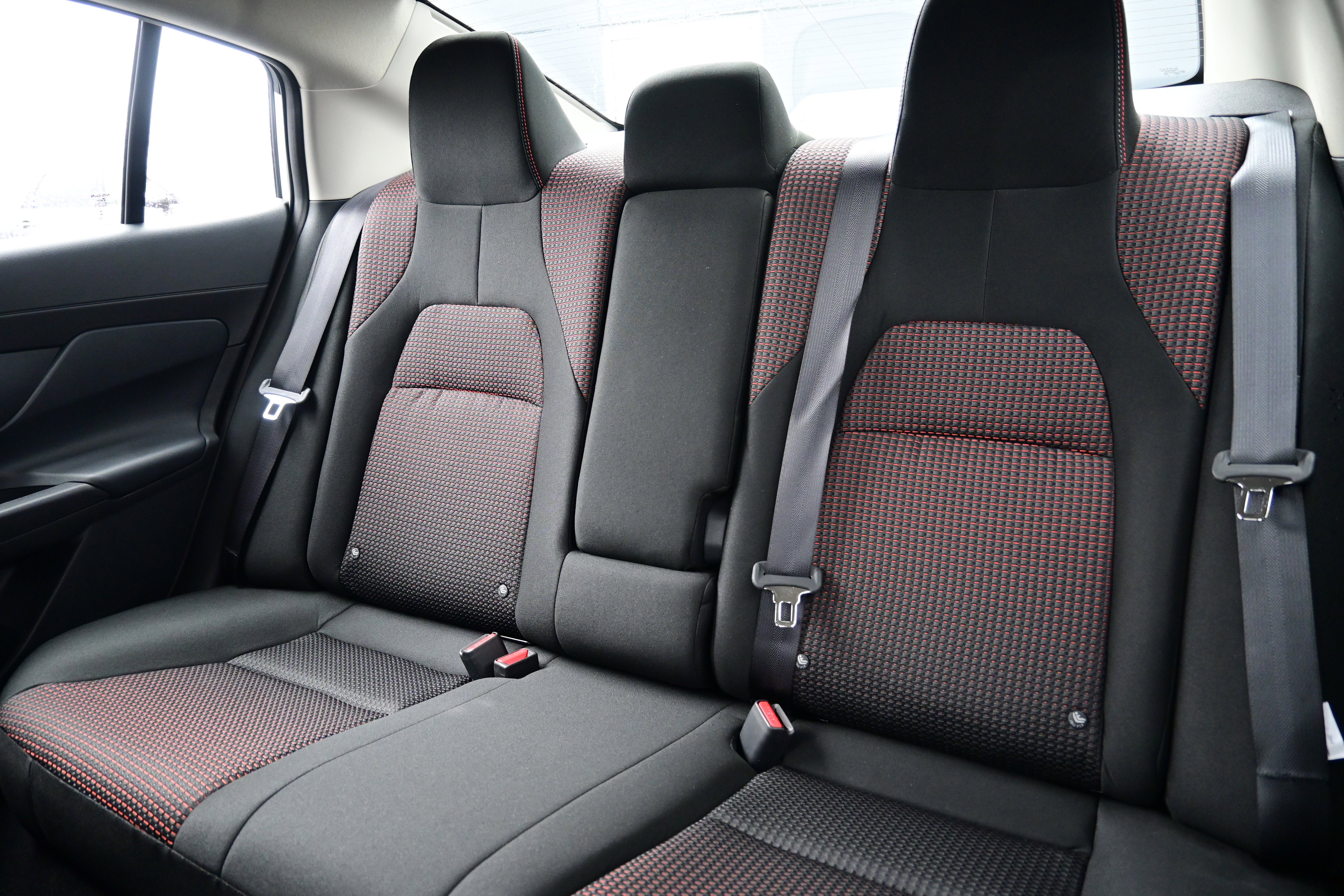 New 2026 Nissan Sentra SR w/ Floor Mat Package FWD image 22
