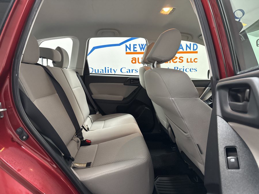 Used 2015 Subaru Forester 2.5i w/ Alloy Wheel Package AWD/4WD image 16