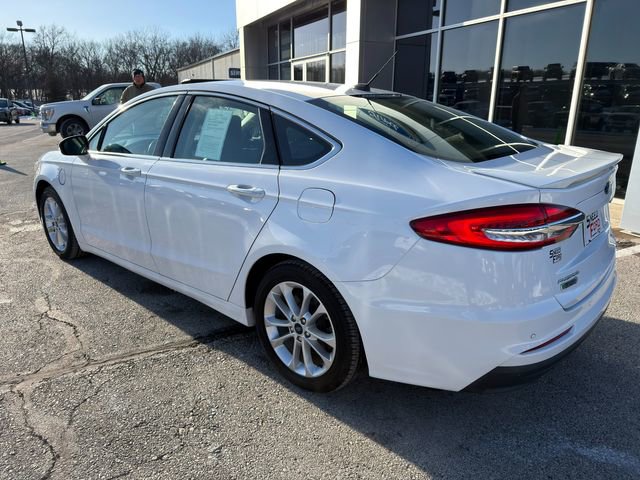Used 2019 Ford Fusion Energi Titanium FWD image 5