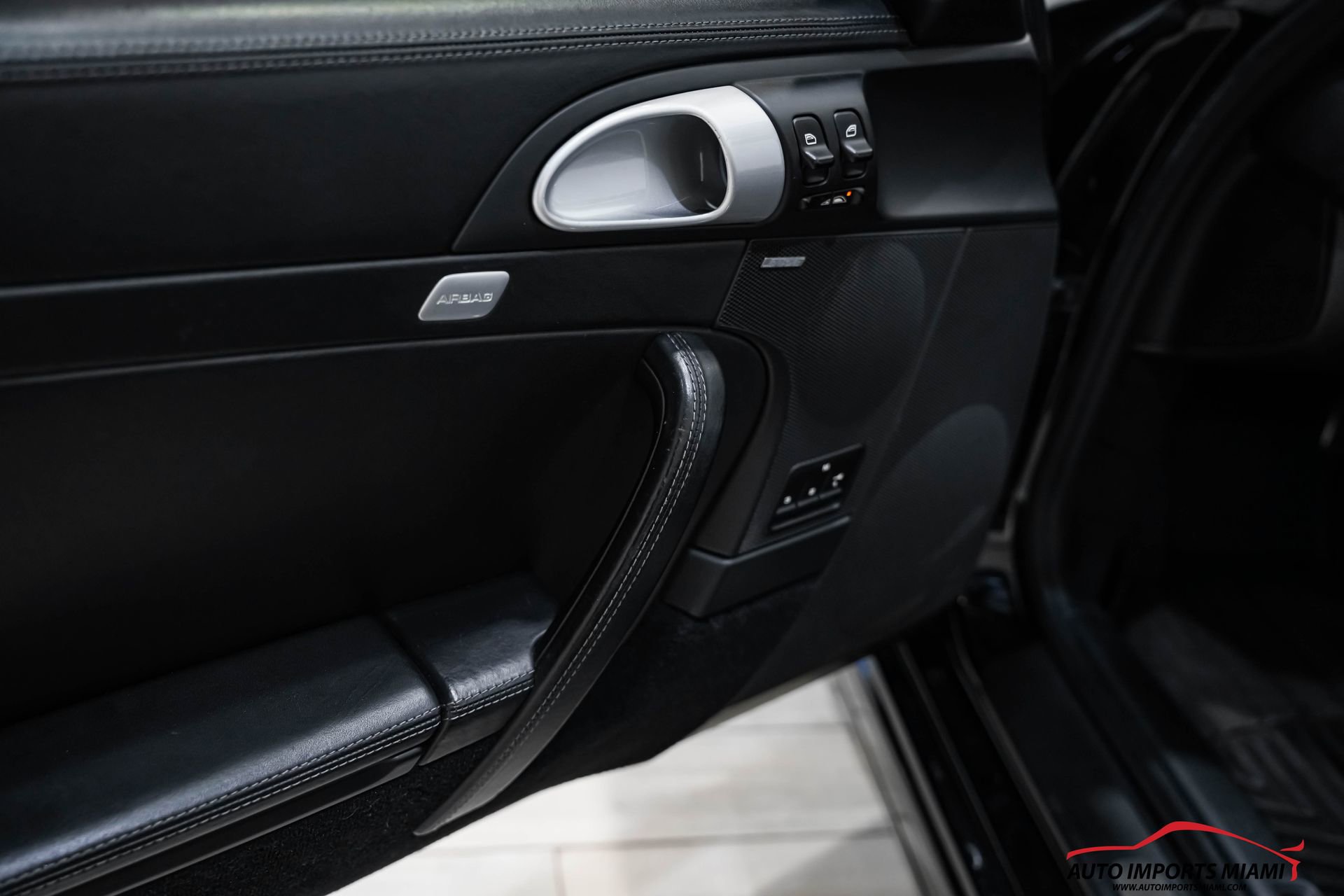 Used 2012 Porsche 911 Turbo S image 57