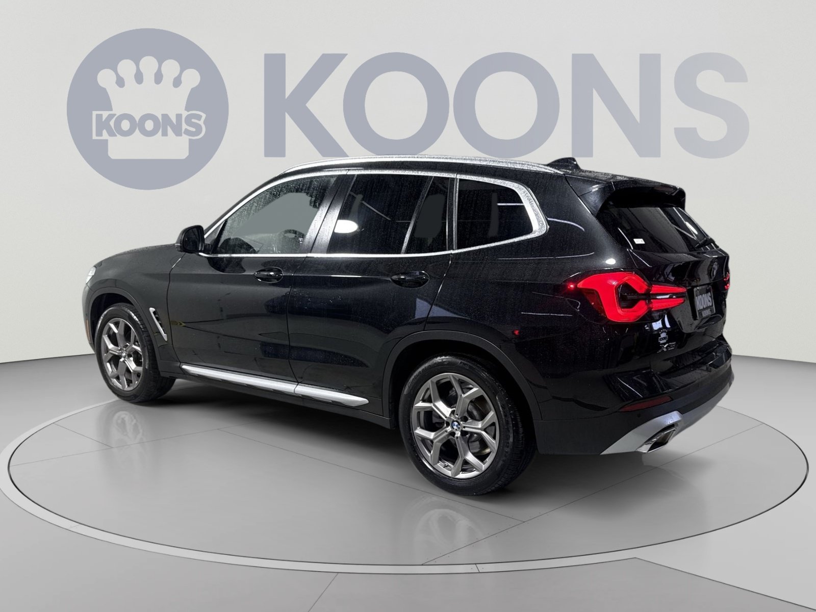 Used 2024 BMW X3 xDrive30i w/ Premium Package w/ZPA AWD/4WD image 8