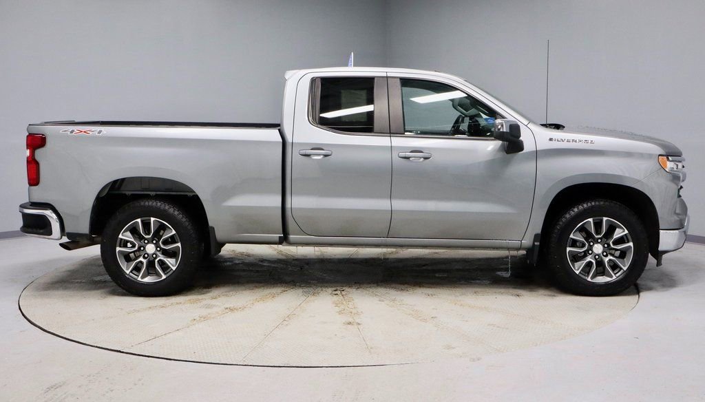 Used 2023 Chevrolet Silverado 1500 LT image 6