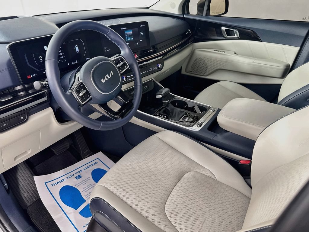 Used 2025 Kia Carnival SX Prestige FWD image 9