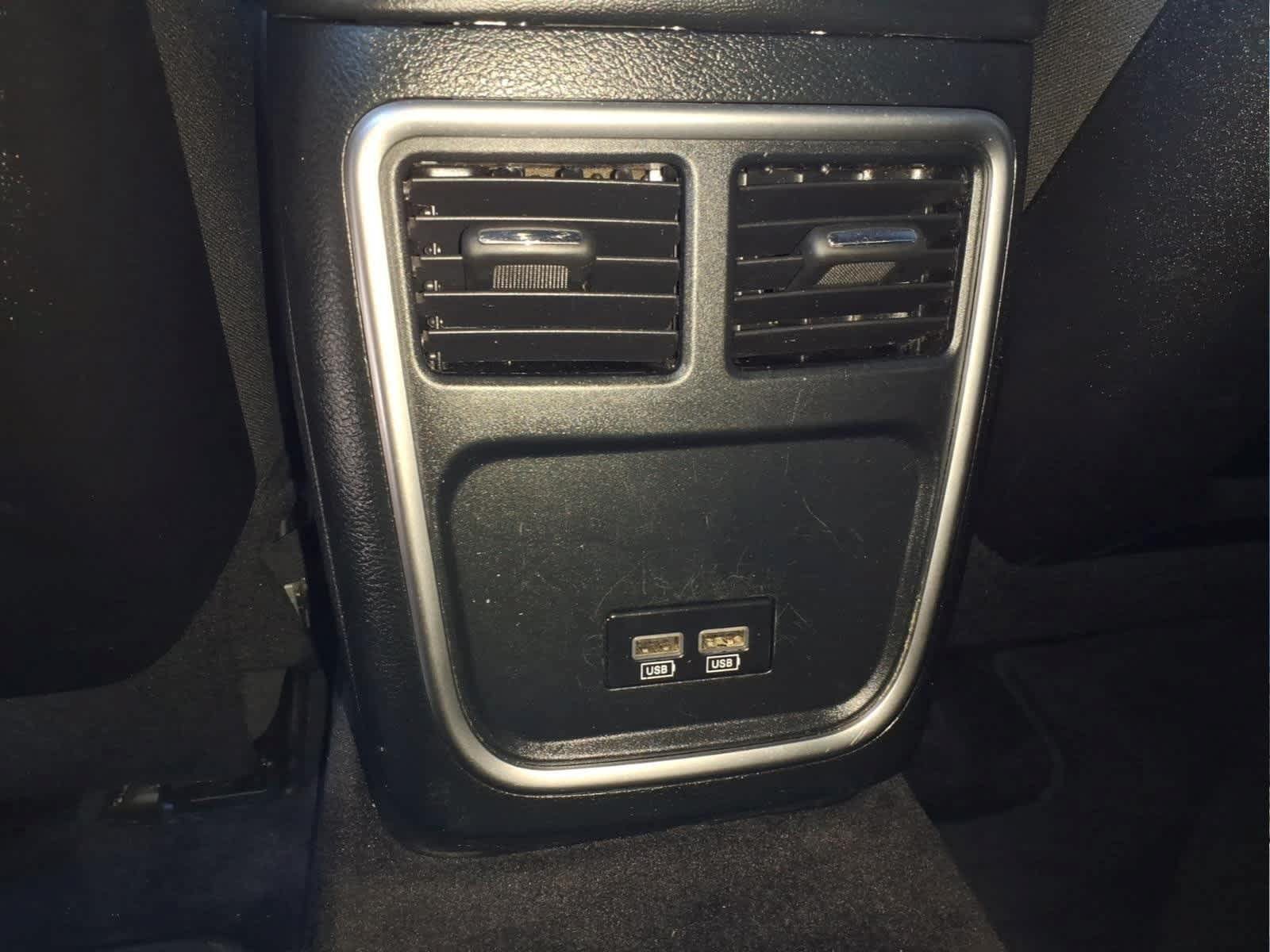 Used 2016 Dodge Charger R/T RWD image 13