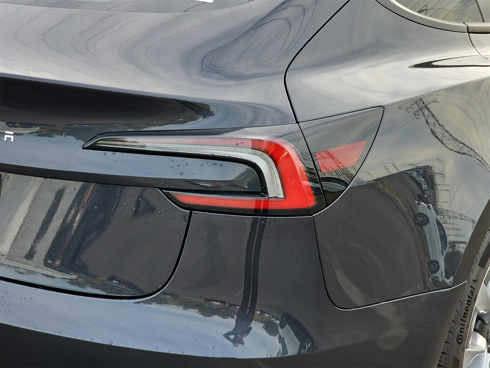 Used 2024 Tesla Model 3 Standard Range image 11