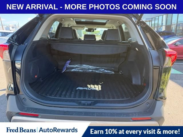 Used 2024 Toyota RAV4 Limited w/ Advanced Technology Package AWD/4WD image 8
