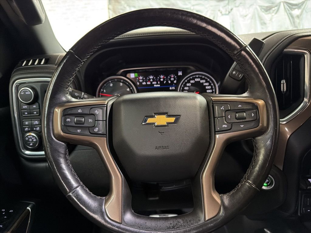 Used 2022 Chevrolet Silverado 3500 High Country w/ Z71 Off-Road Package image 16