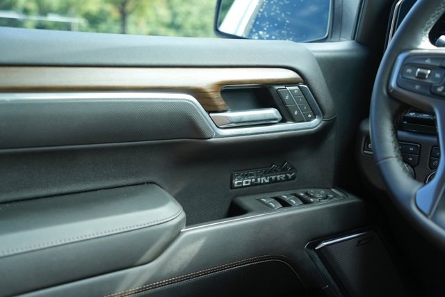 Used 2025 Chevrolet Silverado 1500 High Country w/ Technology Package image 23