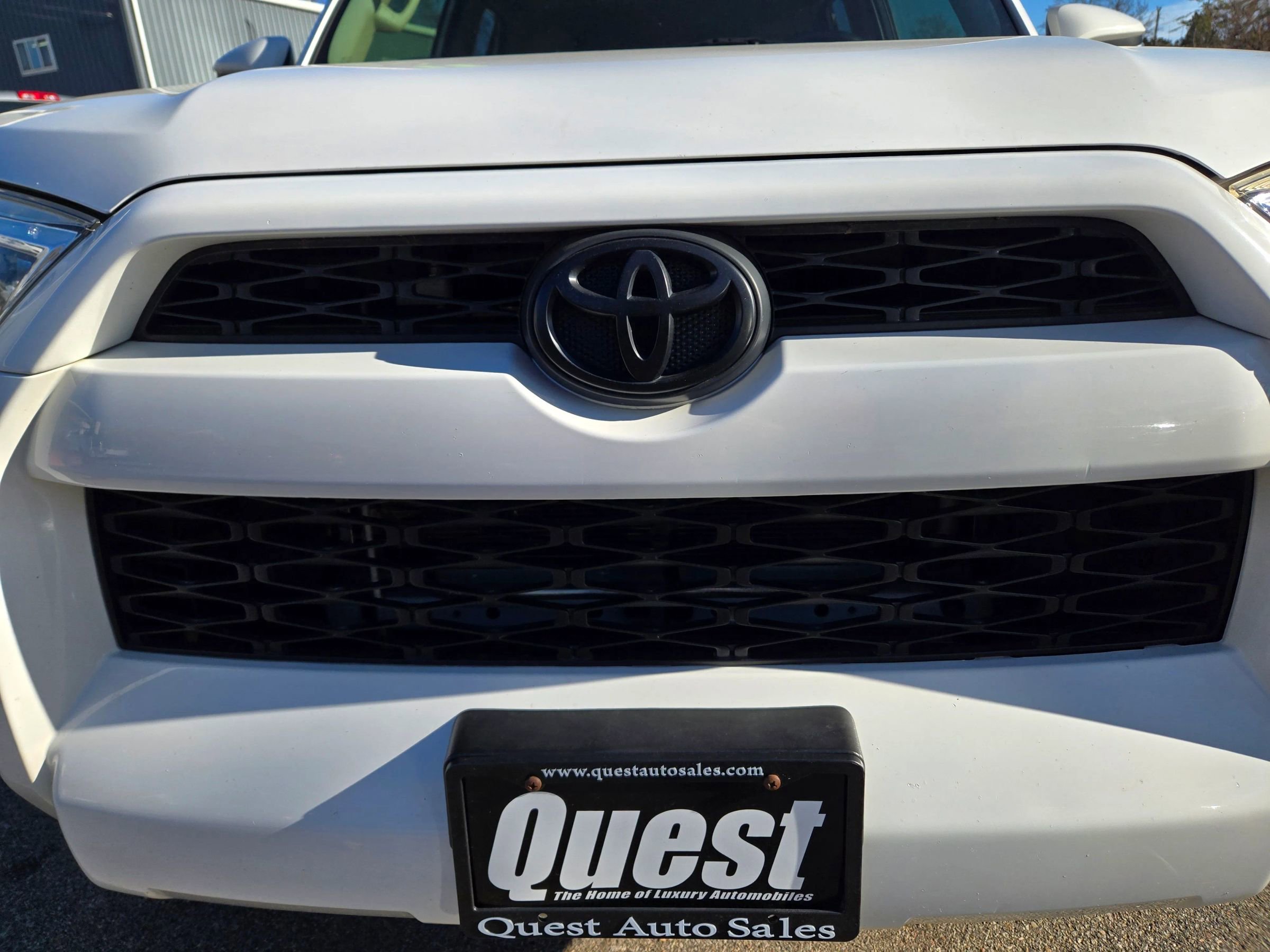 Used 2017 Toyota 4Runner SR5 Premium image 18