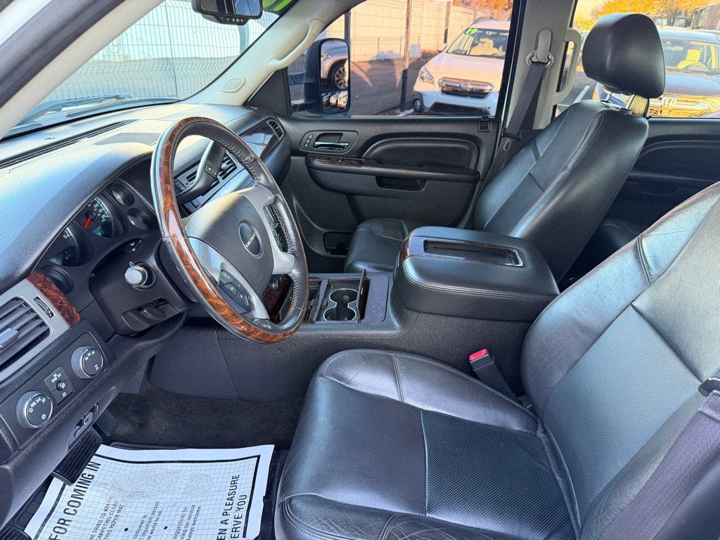 Used 2013 GMC Sierra 3500 Denali image 7