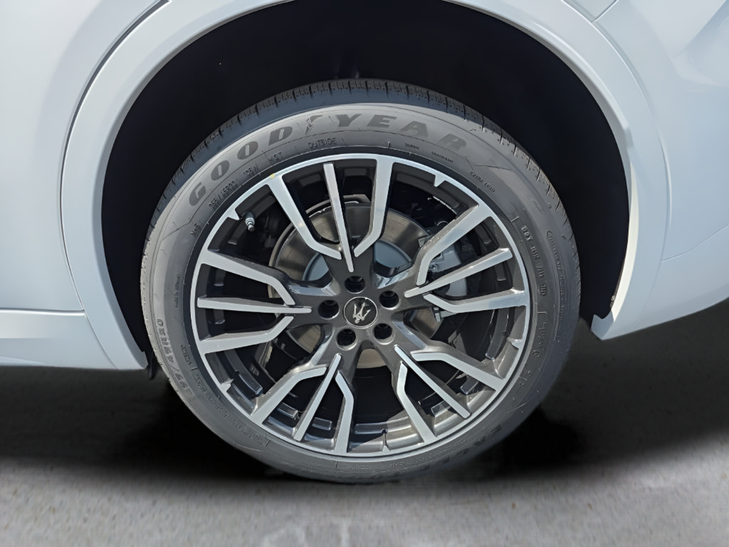 New 2025 Maserati Grecale GT AWD/4WD image 15