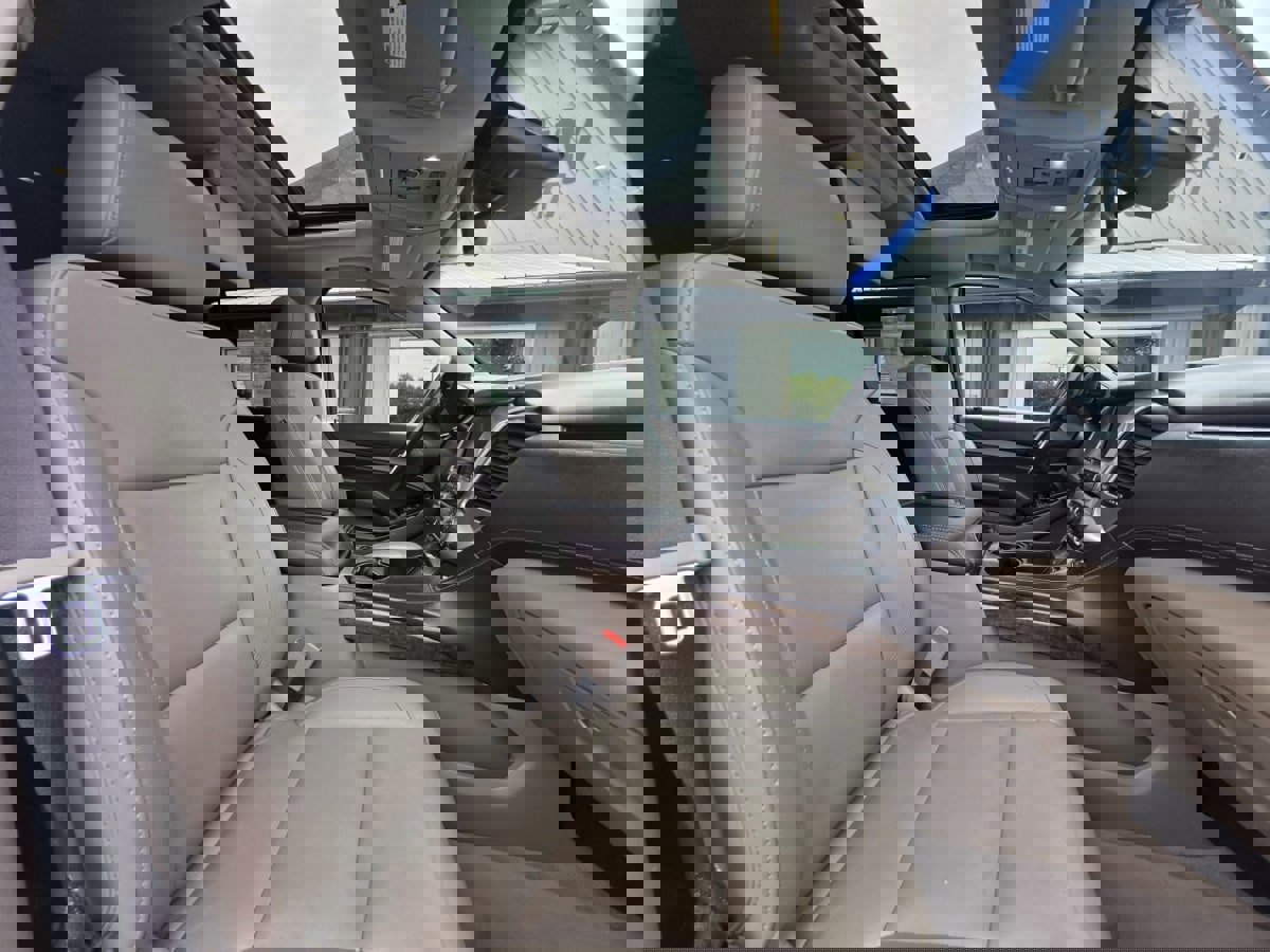 Used 2019 Chevrolet Tahoe LT image 11