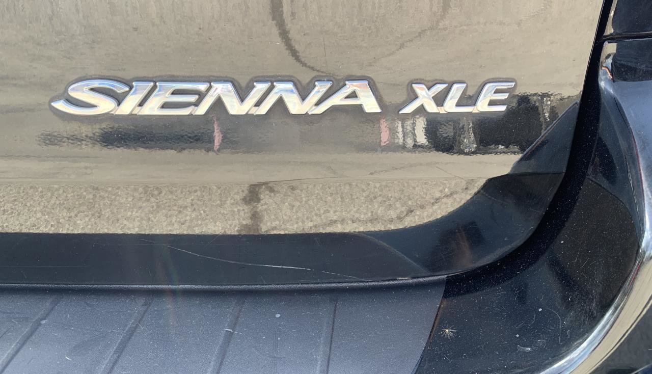 Used 2009 Toyota Sienna XLE FWD image 45