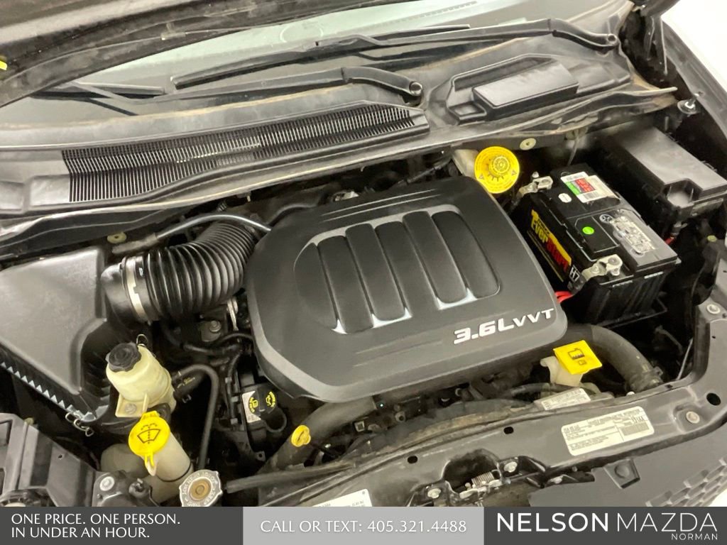 Used 2018 Dodge Grand Caravan SXT image 49