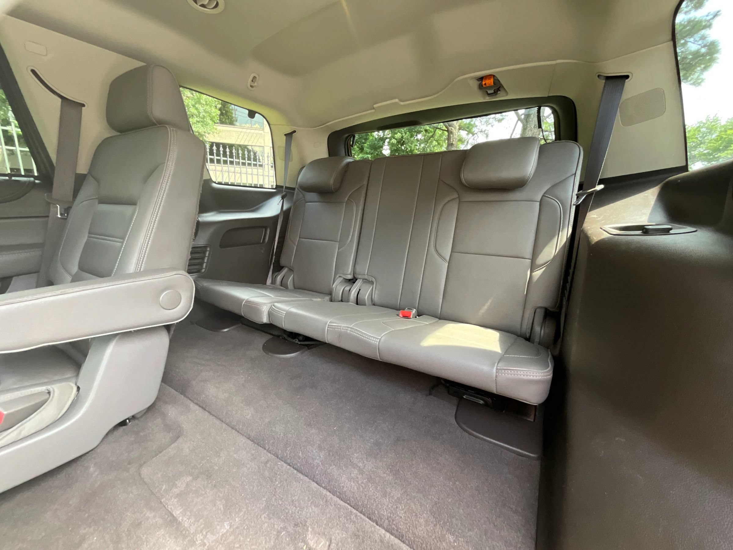 Used 2020 GMC Yukon Denali w/ Open Road Package RWD image 14