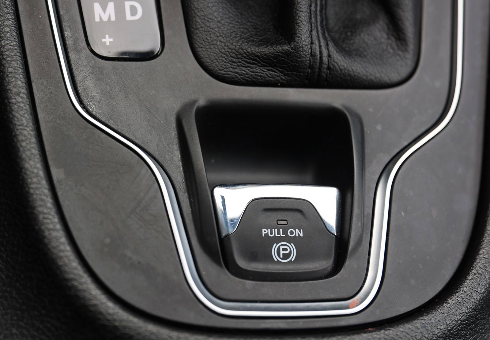 Used 2021 Jeep Cherokee Latitude Lux w/ Comfort/Convenience Group image 34