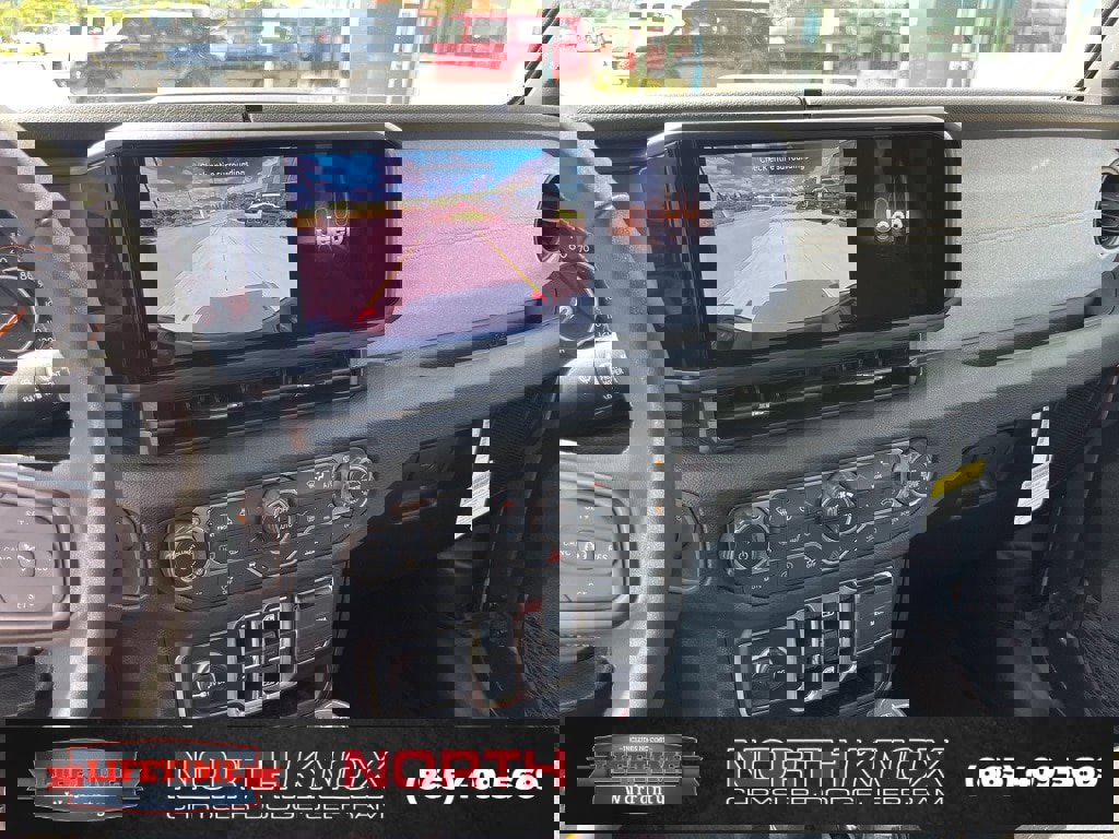 New 2025 Jeep Gladiator Sport image 10