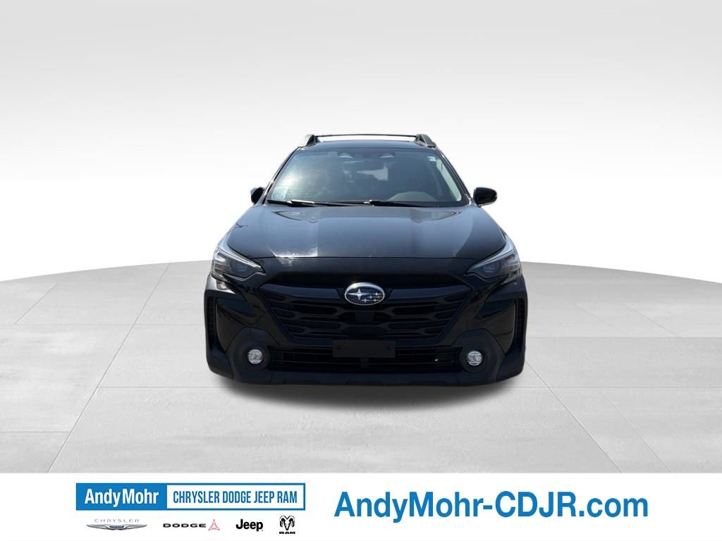 Used 2023 Subaru Outback Premium AWD/4WD image 2