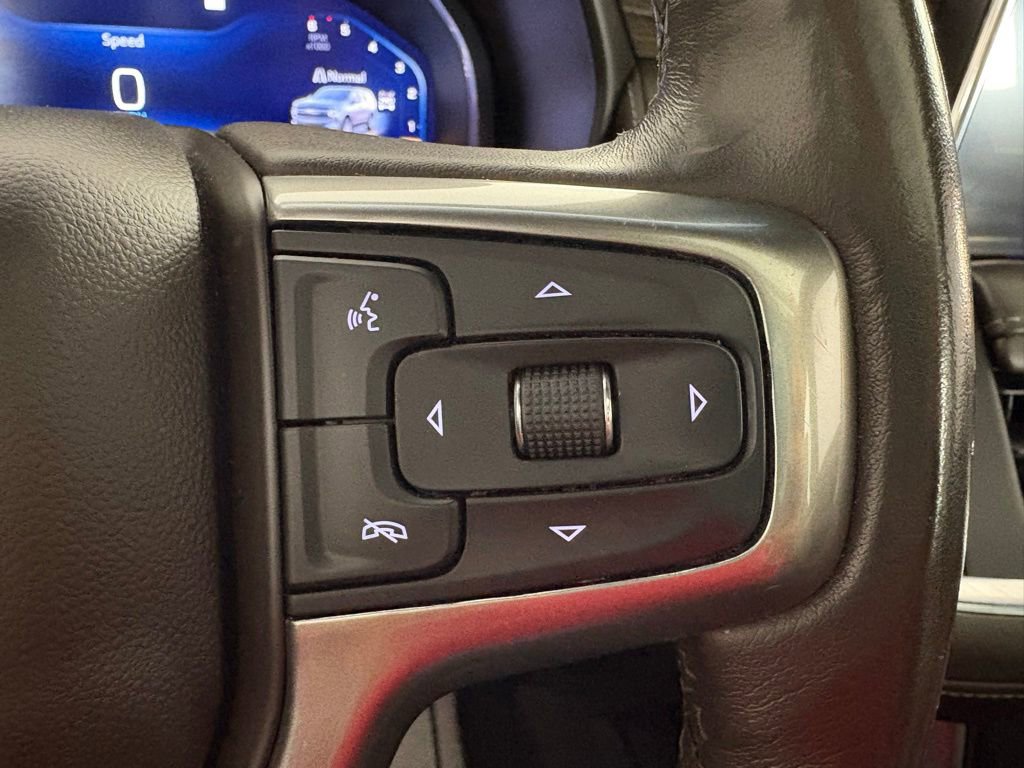 Used 2022 Chevrolet Suburban LT w/ LT Signature Package image 21